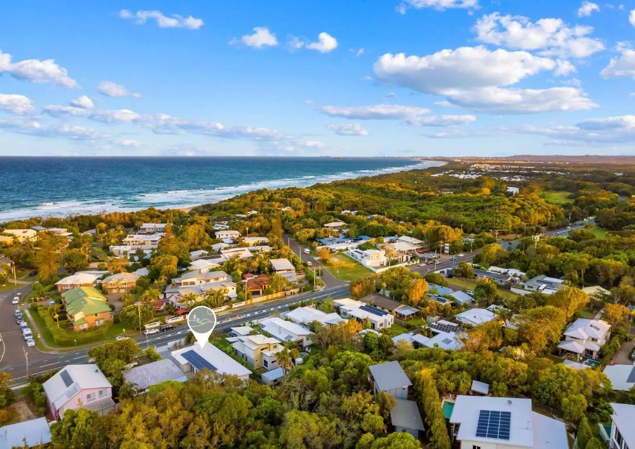 Holiday home Luxury Modern 4 Bedroom Pet Friendly Family Beach Home Yaroomba